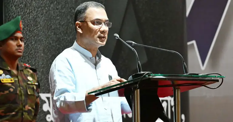 জাতীয় সেনা দিবসে বক্তব্য রাখছেন প্রধানমন্ত্রী তারেক রহমান